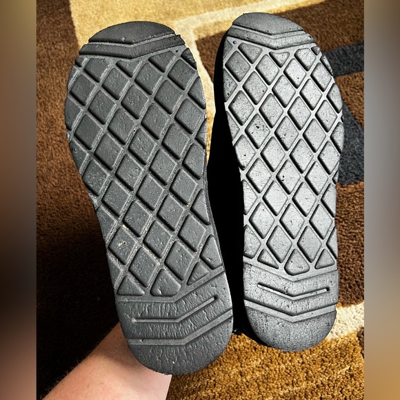 Guess faux fur lined ankle boots women’s size 9 - Picture 8 of 8